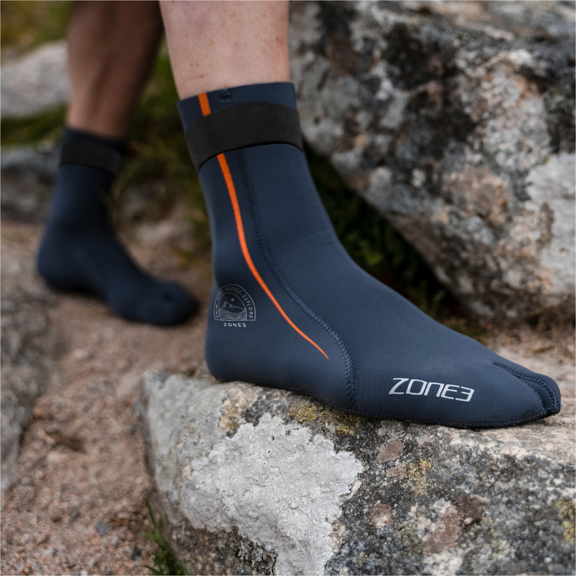 2026 ZONE3 Active-Flex 3mm Swim Sock NA25UAFSS104 - Grey / Orange
